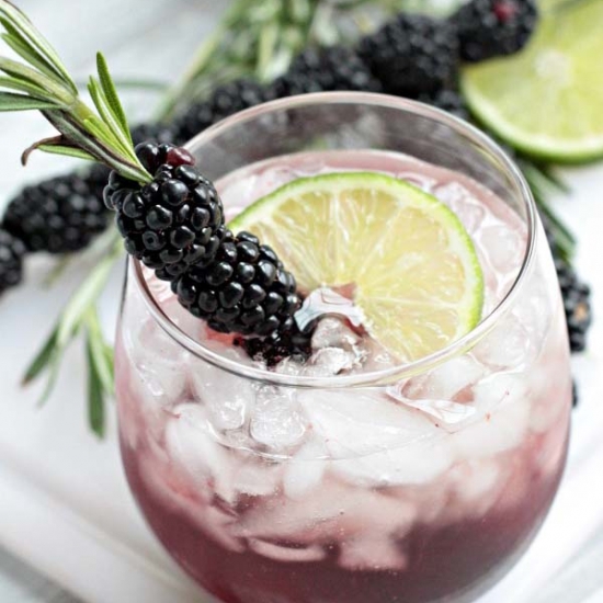 Blackberry Fizz