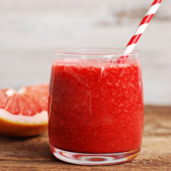 Strawberry and Grapefruit Smoothie