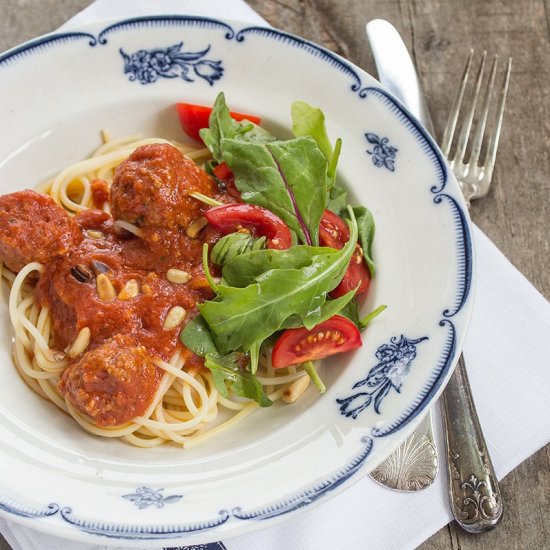 Meatballs with pesto