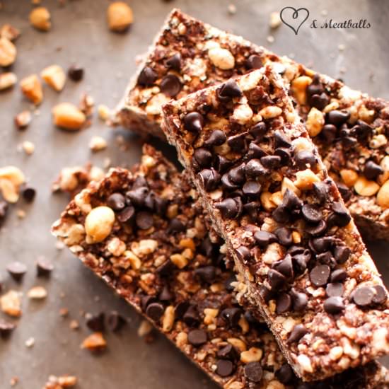 Chocolate Peanut Butter Granola Bar