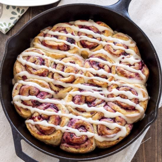 Blackberry Vanilla Sweet Rolls