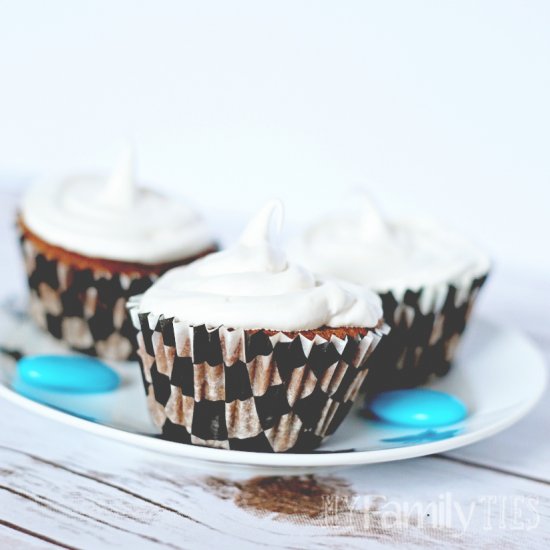 Chocolate Cupcakes & Meringue Icing