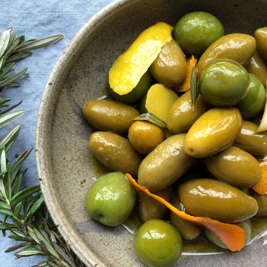 Citrus and Rosemary Marinated Olive