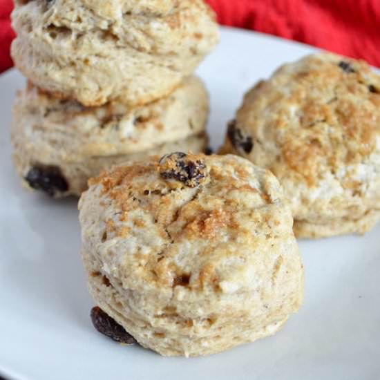 Cinnamon Raisin Scones