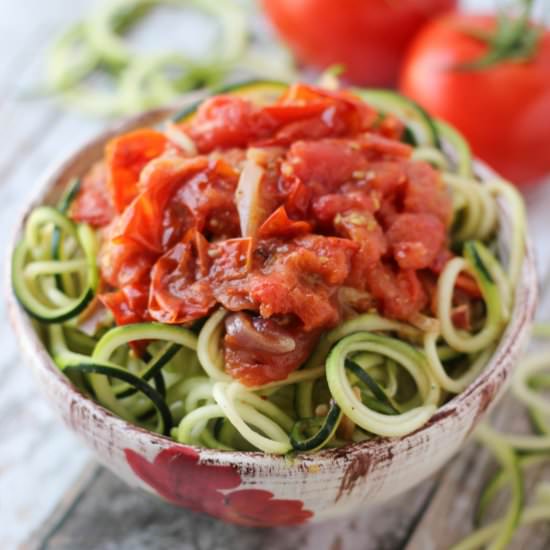 Spiralized Zucchini with Tomatoes