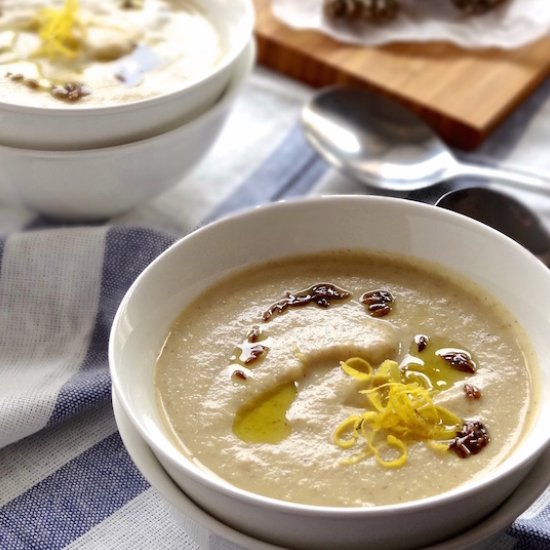 Cumin roasted cauliflower soup