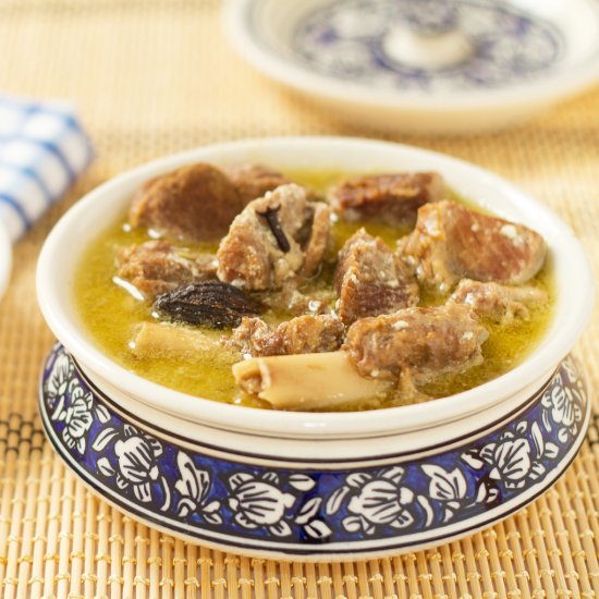 Kashmiri Yakhni Mutton