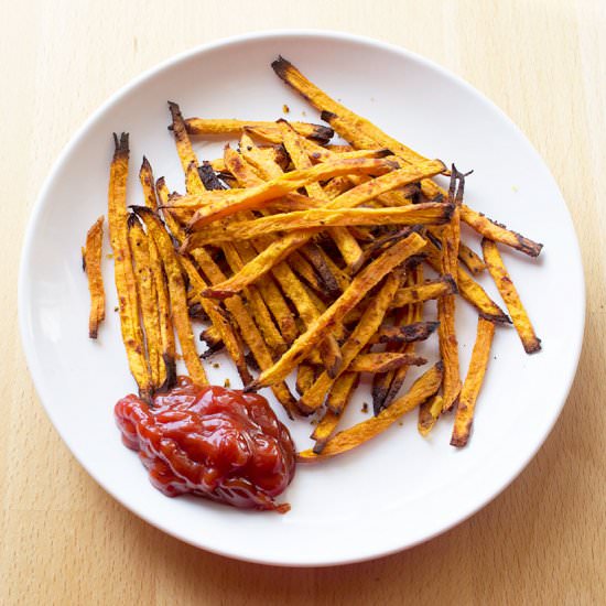 Oven Baked Garlic Sweet Potato Fries