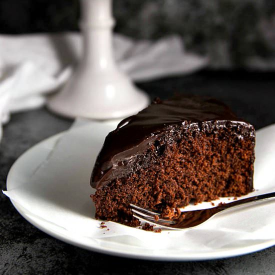 Easiest Ever Chocolate Honey Cake