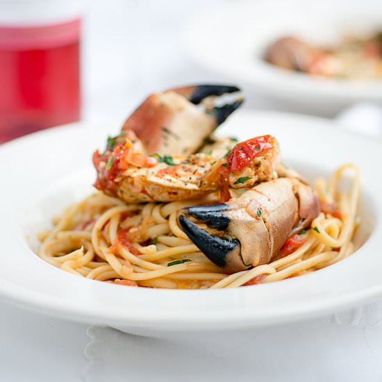 Quick and Easy Crab Linguine