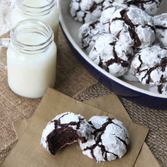 Chocolate Crinkle Cookies