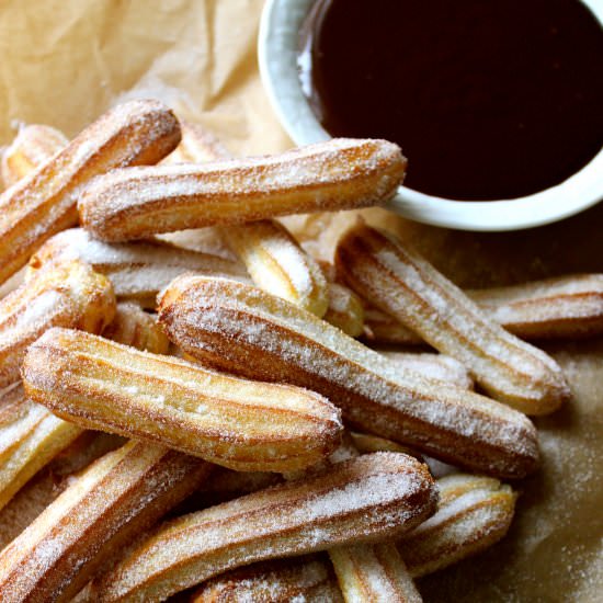 Baked Churros y Chocolate