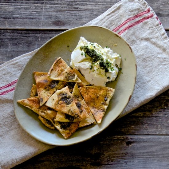 Labne with za’atar and pita crisps