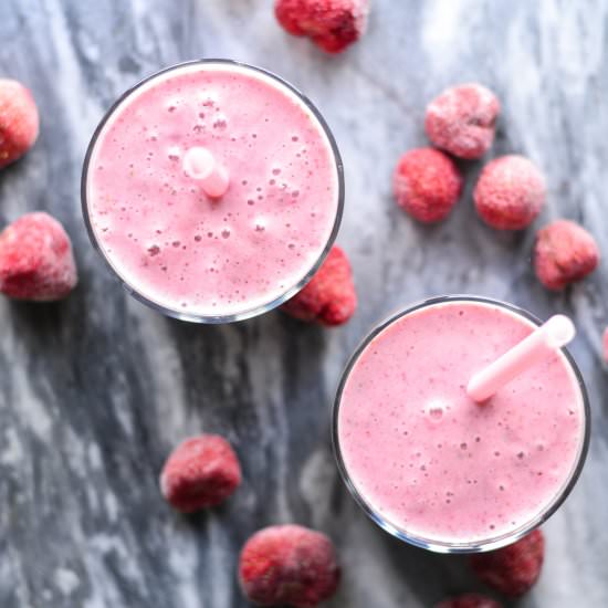 Strawberry & coconut milkshake