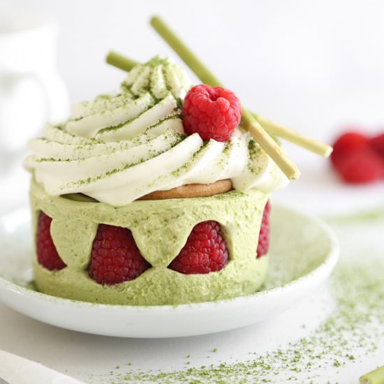 Matcha Chantilly Cakes