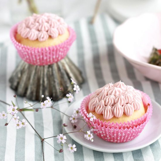 Raspberry Cocos Cupcakes