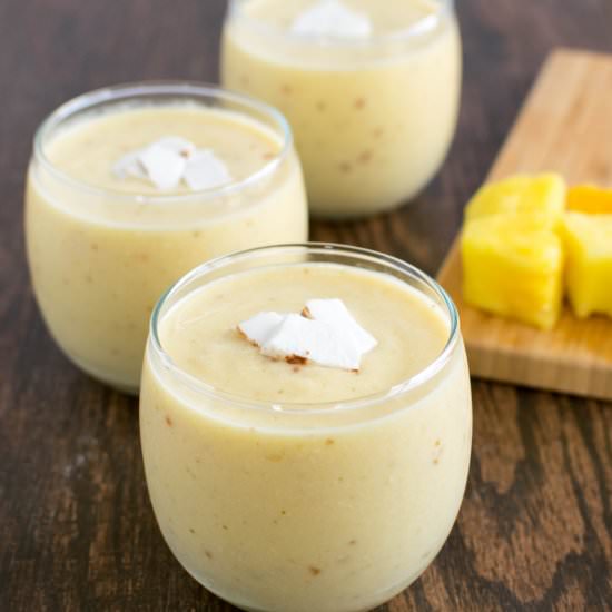 Pineapple Coconut Tropical Smoothie