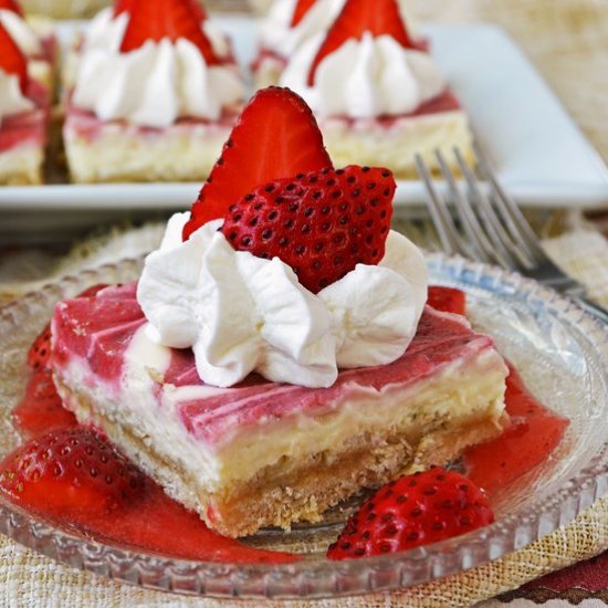 Lowfat Strawberry Cheesecake Bars