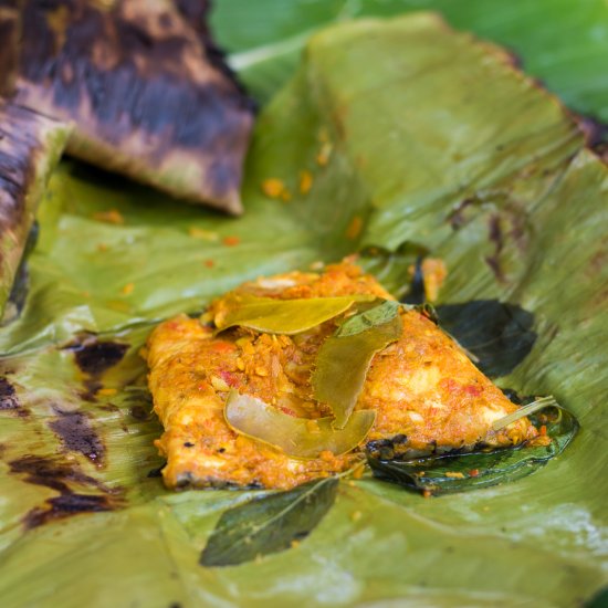 Fish Grilled in Banana Leaves