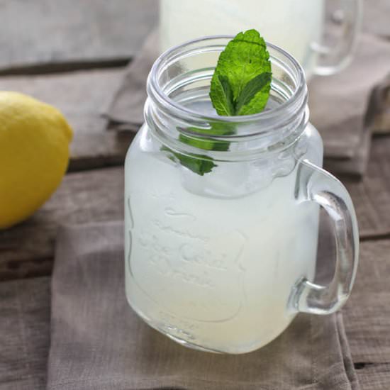 Bourbon Lemonade Cocktail