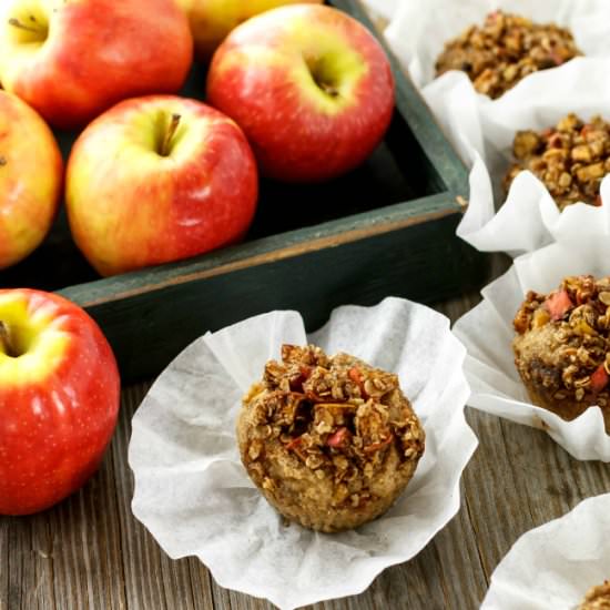 Cinnamon Apple Crumble Muffins