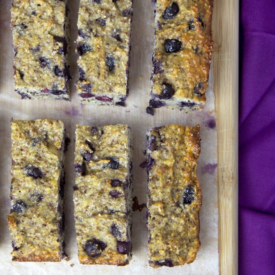 Banana & Blueberry Protein Bars