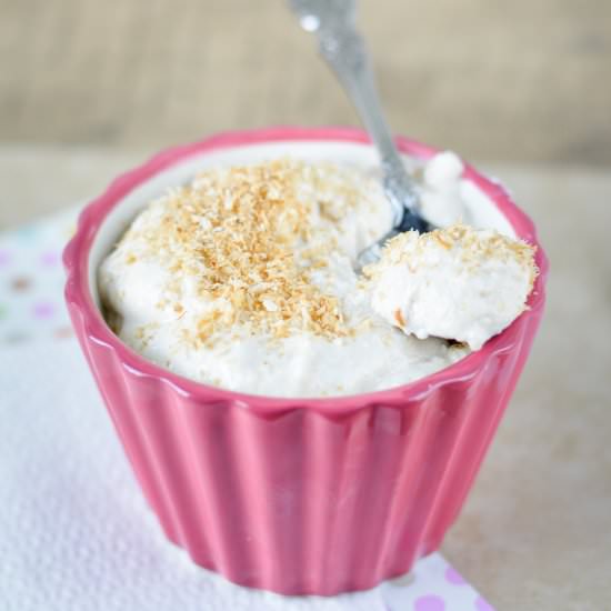 Homemade Coconut Creme Greek Yogurt