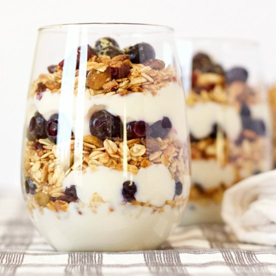 Lemon Pistachio Granola Parfaits