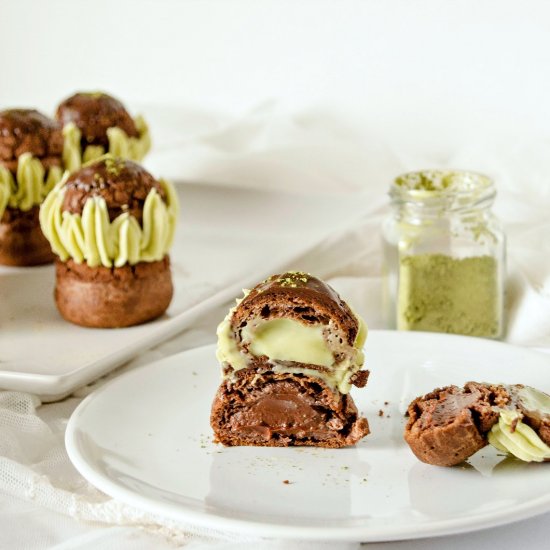 Matcha Chocolate Religieuse