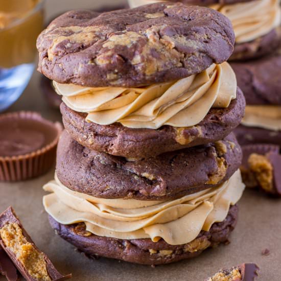 Chocolate Peanut Butter Whoopie Pie