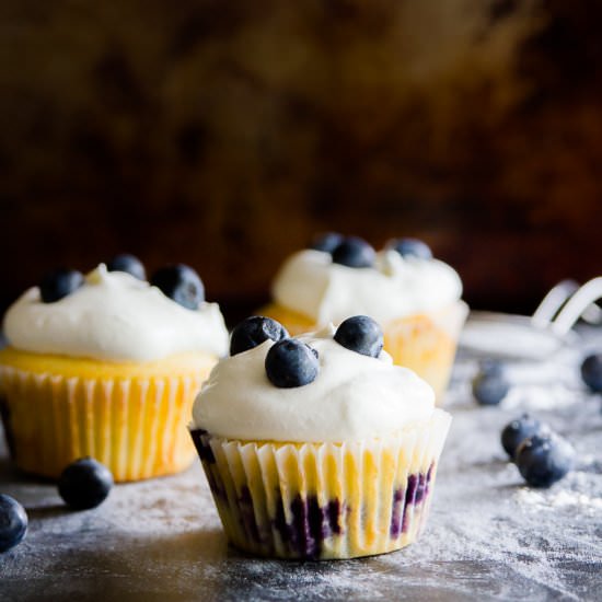 Blueberries N Cream Cupcakes