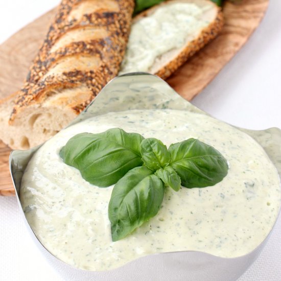 Garlic Basil Mayonnaise