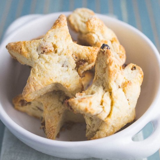 Easy Star-Shaped Scones