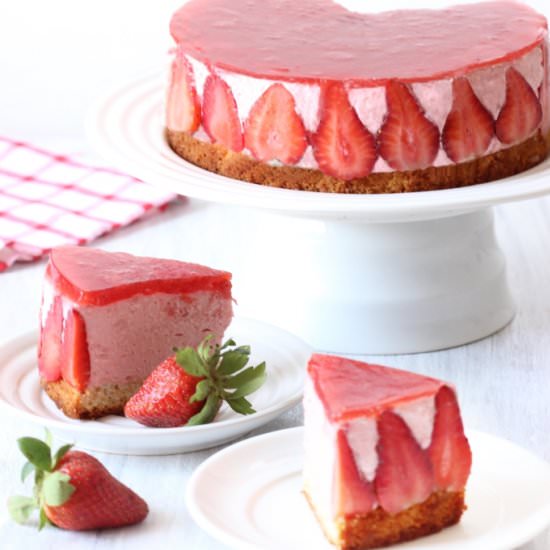 Strawberry Mousse Cake