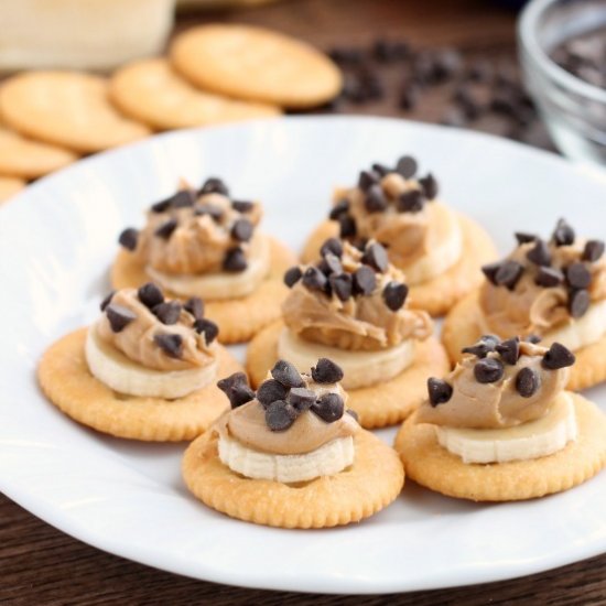 Chocolate PB Banana Cracker Bites