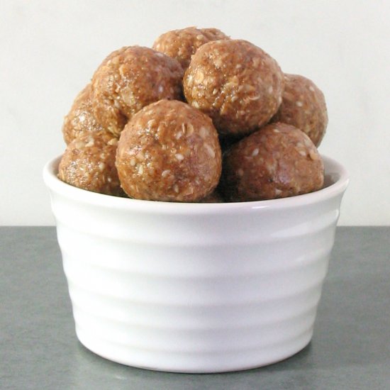 Coffee and Walnut Energy Bites