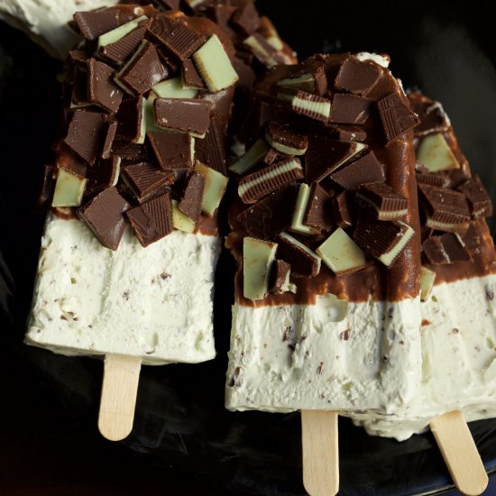 Mint Chocolate Cheesecake Popsicles