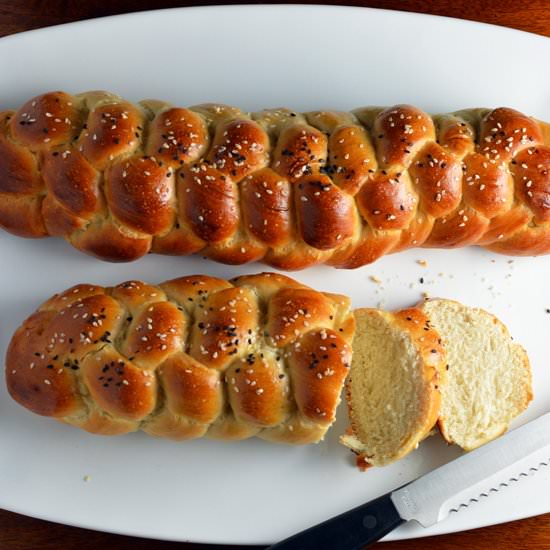 Eggless Shabbat Challah