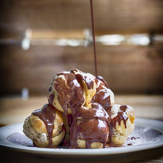 Chocolate Profiterole