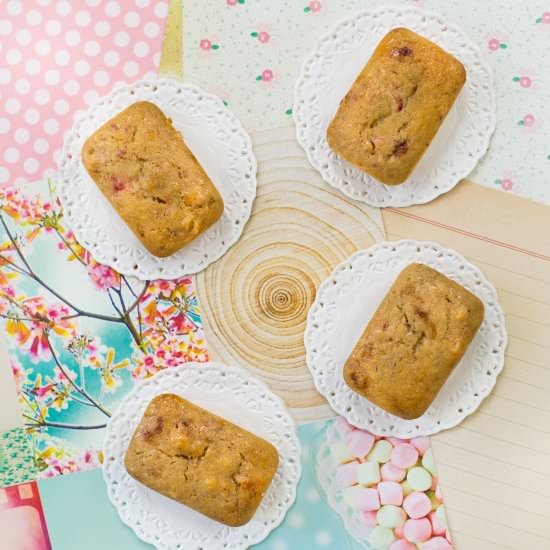 Strawberry Semolina Cakes