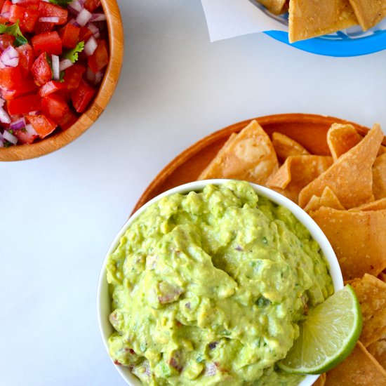 Creamy Greek Yogurt Guacamole