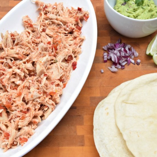 Slow Cooker Shredded Chicken Tacos