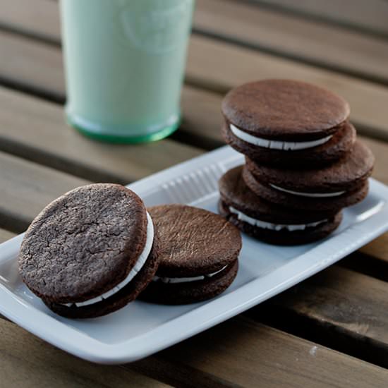 Homemade Oreo Cookies