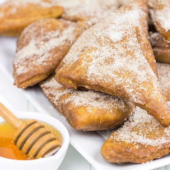 Cinnamon Sugar Sopapillas