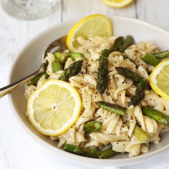 Creamy Lemon & Asparagus Pasta