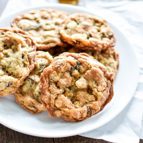 Oatmeal & Fig Chocolate Chunk Cookies