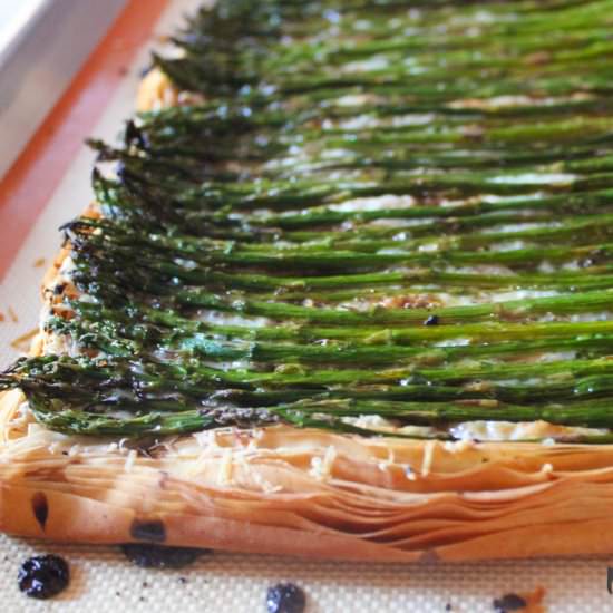 Cheesy Asparagus Tart