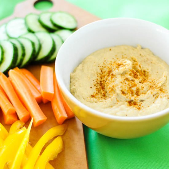 The Easiest Hummus