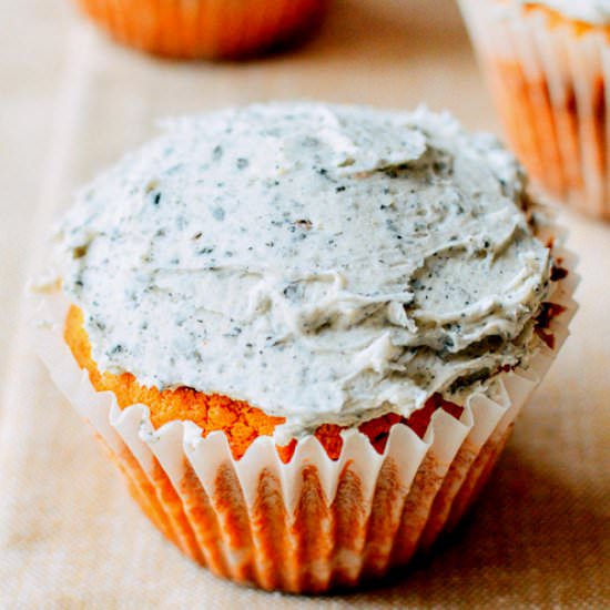 Peanut Butter Sesame Cupcakes