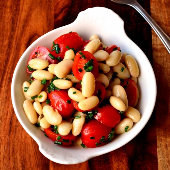 Tomato and Cannellini Bean Salad